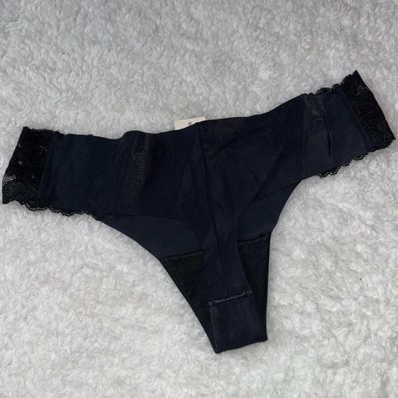Aerie Lace No Show Thong Size Small NEW - Picture 3 of 3
